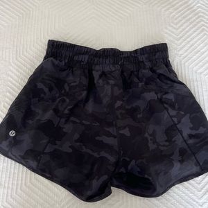 Lululemon Track That Mid-Rise Short 5”